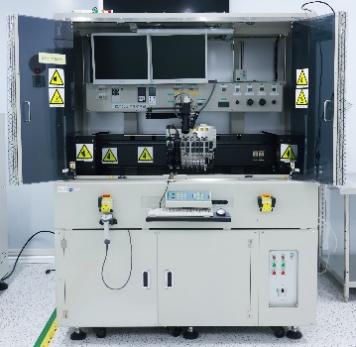 Micron-precision eutectic bonding equipment